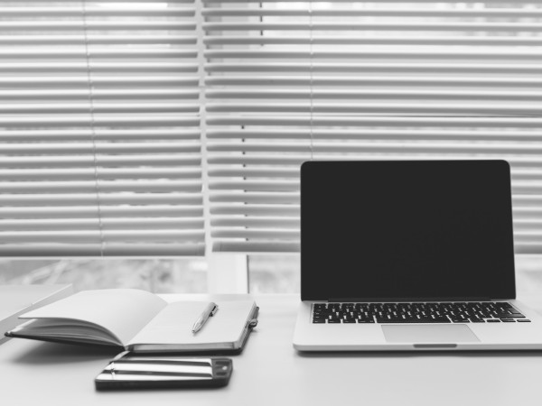 Zmluvní dodávatelia a outsourcing v ISO 45001:2018 